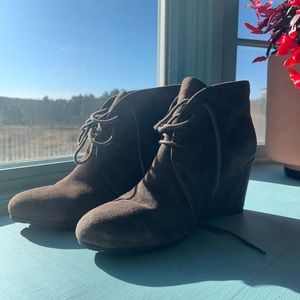 Clarks | Brown Lace Up Suede Wedge Boots 9M